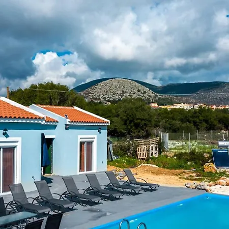 Maxi Apartament Karavádhos