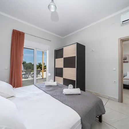 Maximo Appartement Karavádhos